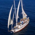 cruise Cachalote zeilschip